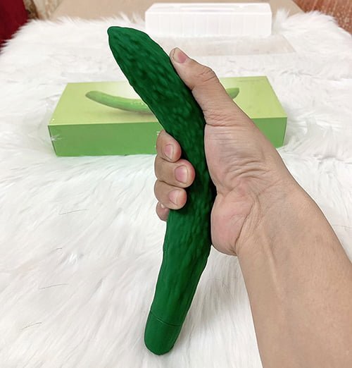  So sánh Dương Vật Giả Ngụy Trang Như Quả Dưa Leo - SHP918 giá rẻ